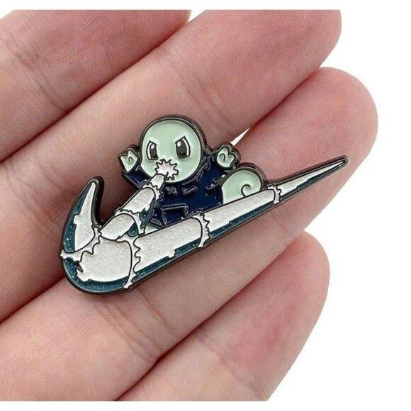 Pokemon Squirtle Water Gun Nike Enamel Pin - Picture 3 of 5